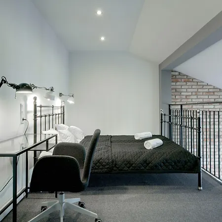Zamkowa15 Apartman *